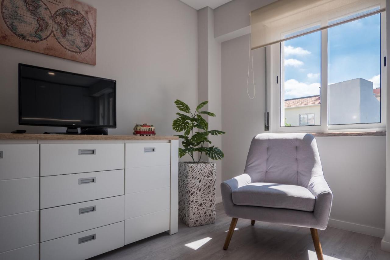 Rent4Rest Sao Bento Charming Apartment Lisbon Exterior photo